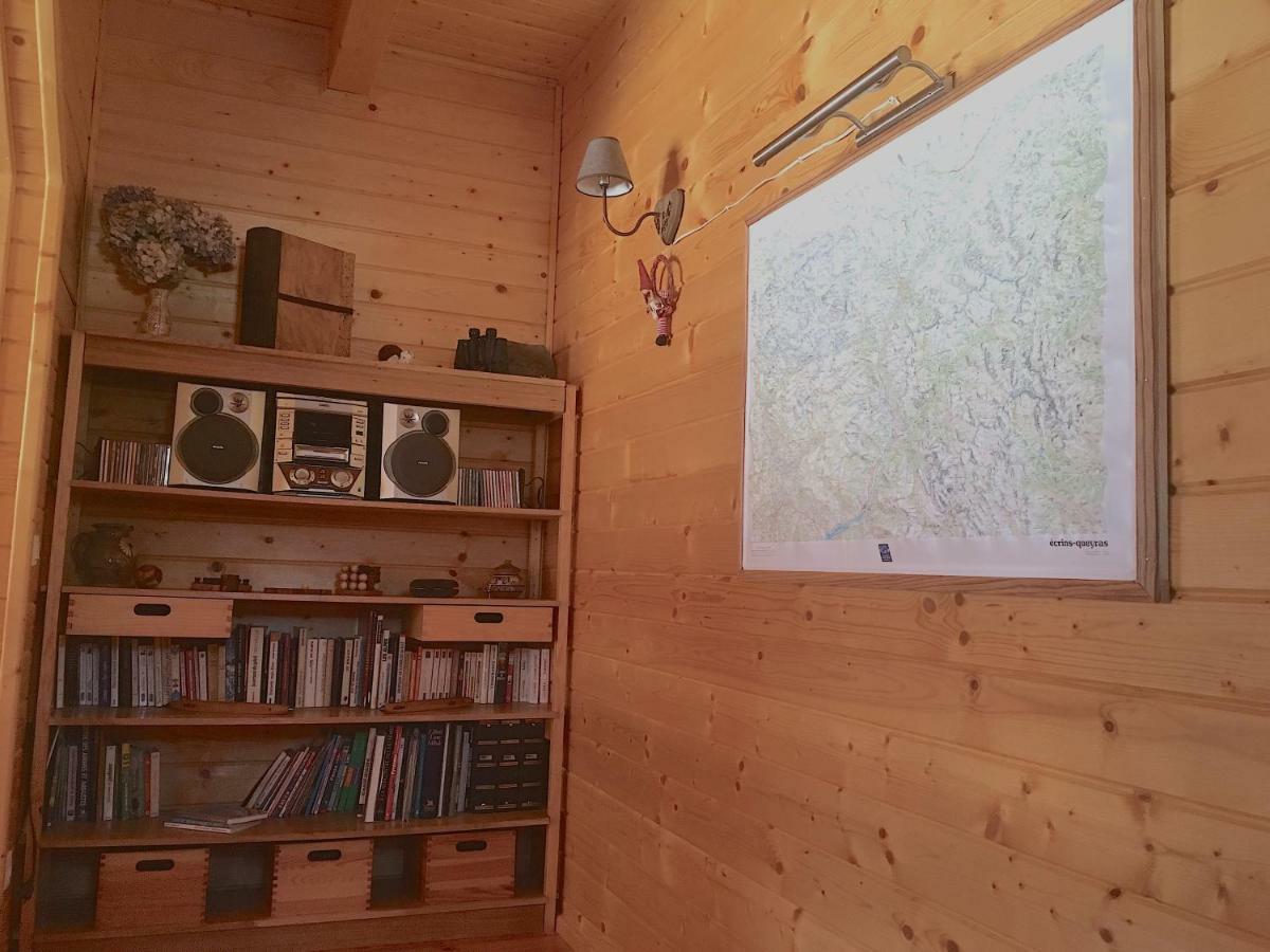 Chambres D'Hotes La Pierre D'Oran LʼArgentière-la-Bessée Exteriör bild