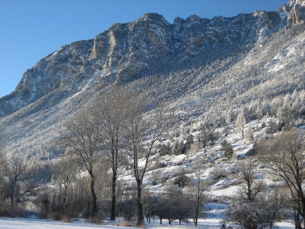 Chambres D'Hotes La Pierre D'Oran LʼArgentière-la-Bessée Rum bild